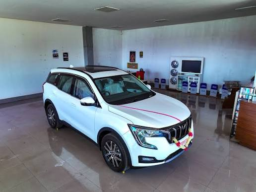 Mahindra SRS Cars